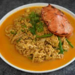 Stir Fried Crab with Curry Powder and Eggs